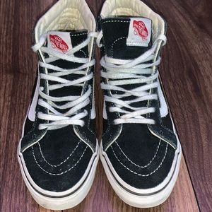 𝚅𝚊𝚗𝚜 𝚑𝚒𝚐𝚑 𝚝𝚘𝚙𝚜